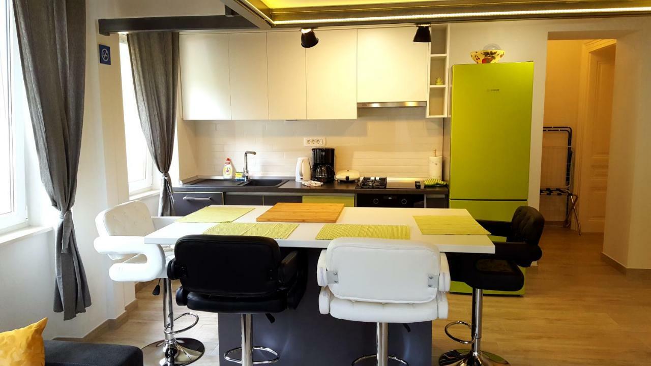 Studio Apartment Vanna - 1St Row To The Sea Opatija Exterior photo